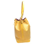 Louis Vuitton Epi Drawstring Shape Shoulder Bag Noe — view 4