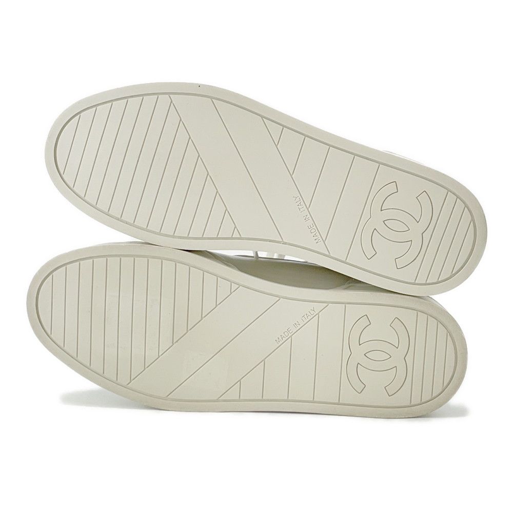 Chanel Sneakers CC Logo 36 Shoes White Black — view 4