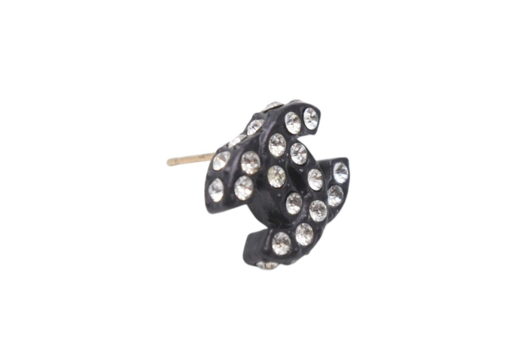 Chanel CC Logo Earrings 02 Rhinestone Black — view 4