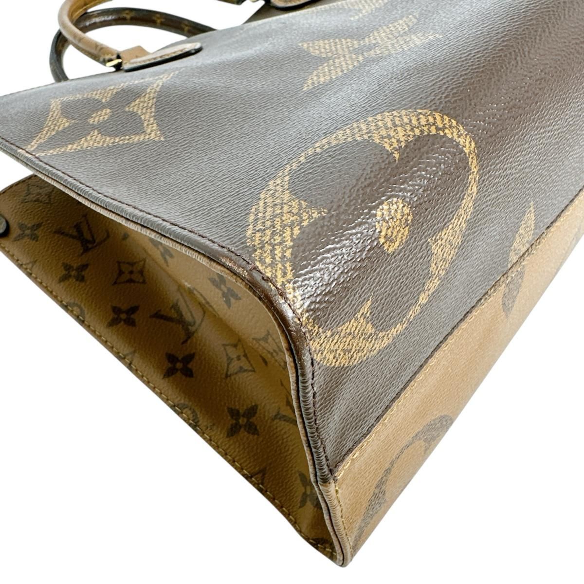 Louis Vuitton Monogram Giant Reverse Handbag On The Go MM Tote Bag — view 7
