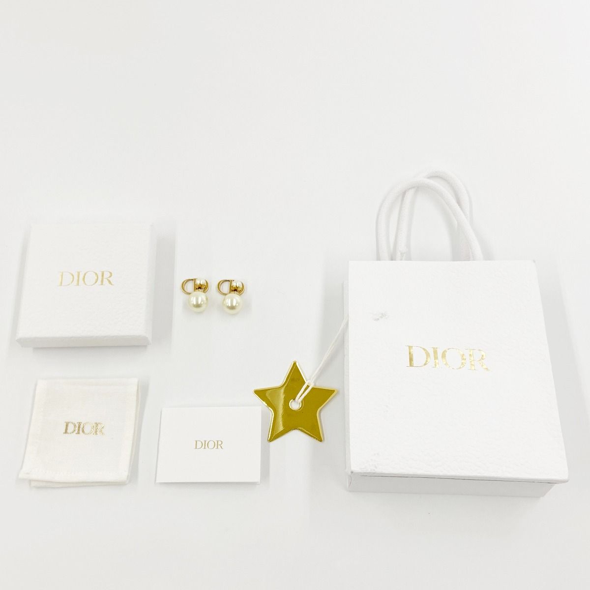 Christian Dior Tribal Earrings Pearl — view 8