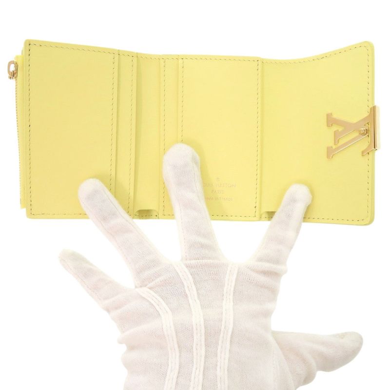 Louis Vuitton Portefeuille Capucines XS IC Chip Taurillon Leather Yellow — view 5