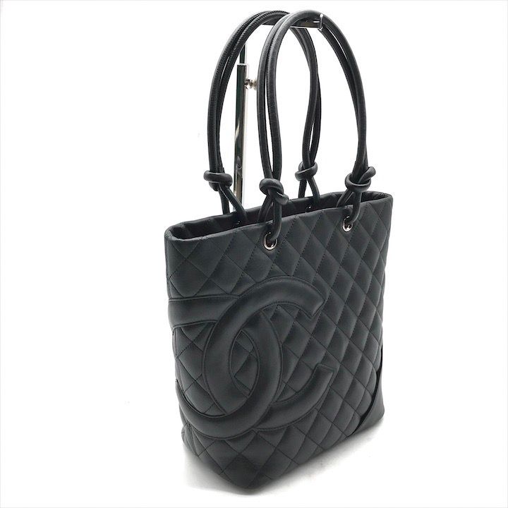 Chanel CC Logo Cambon Leather Tote Black — view 3