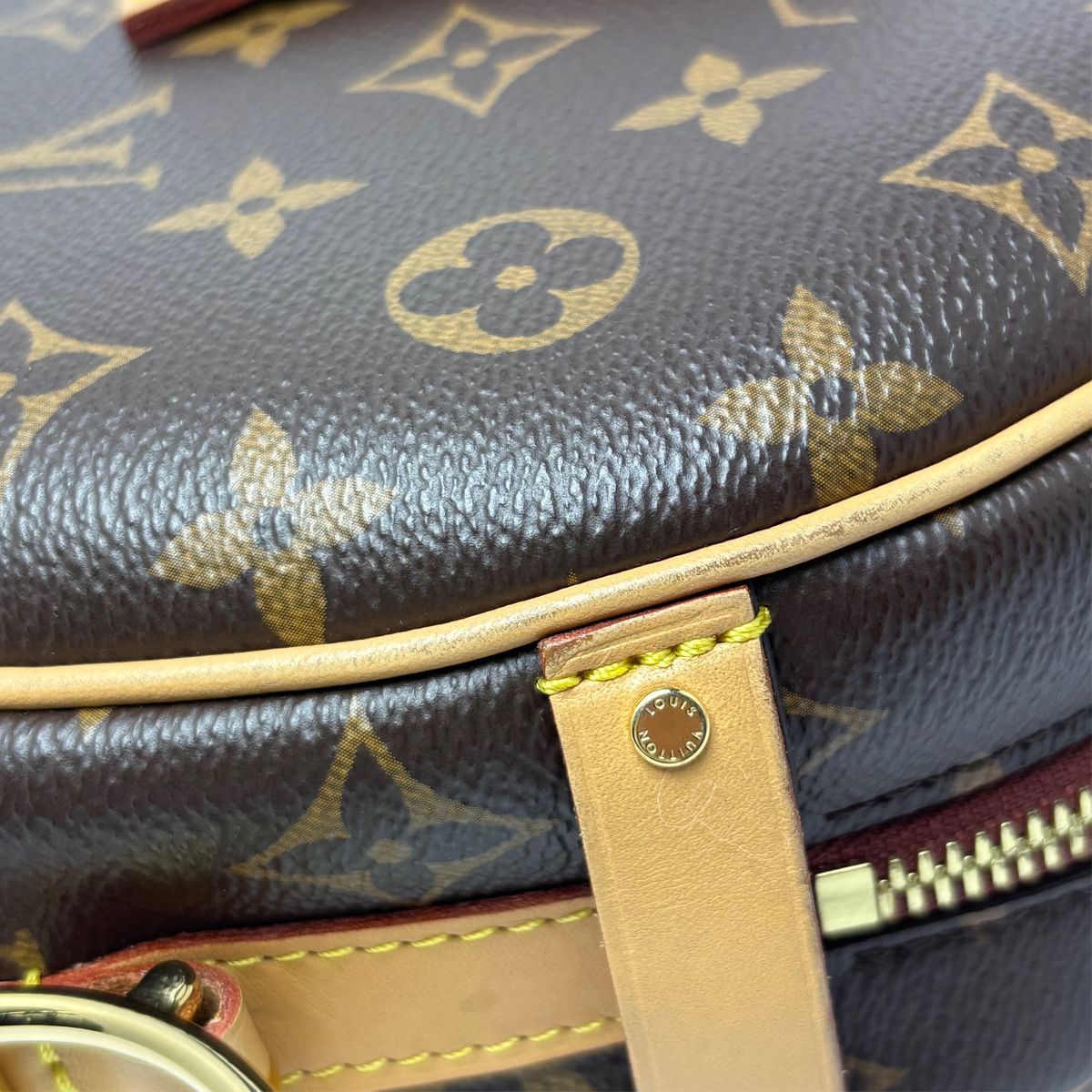Louis Vuitton Shoulder Bag Monogram Boite Chapeau Small MM — view 9