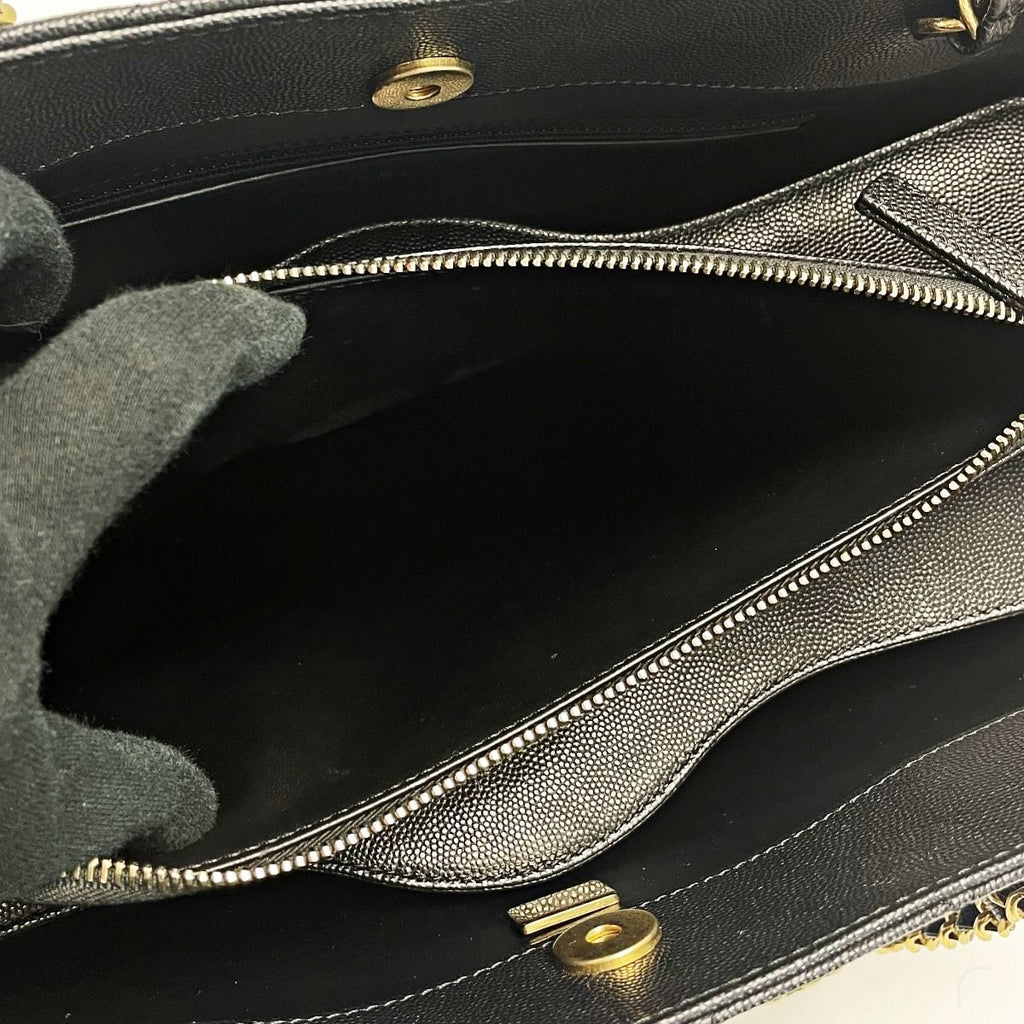 Chanel Quilted As3634 Black Chain Tote Bag Caviar Leather Gold Hardware — view 4