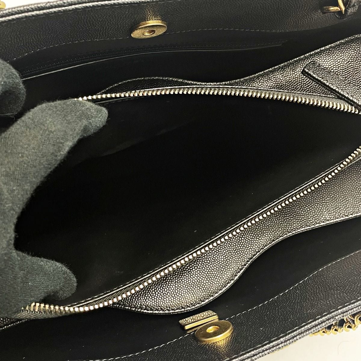Chanel Quilted As3634 Black Chain Tote Bag Caviar Leather Gold Hardware — view 4