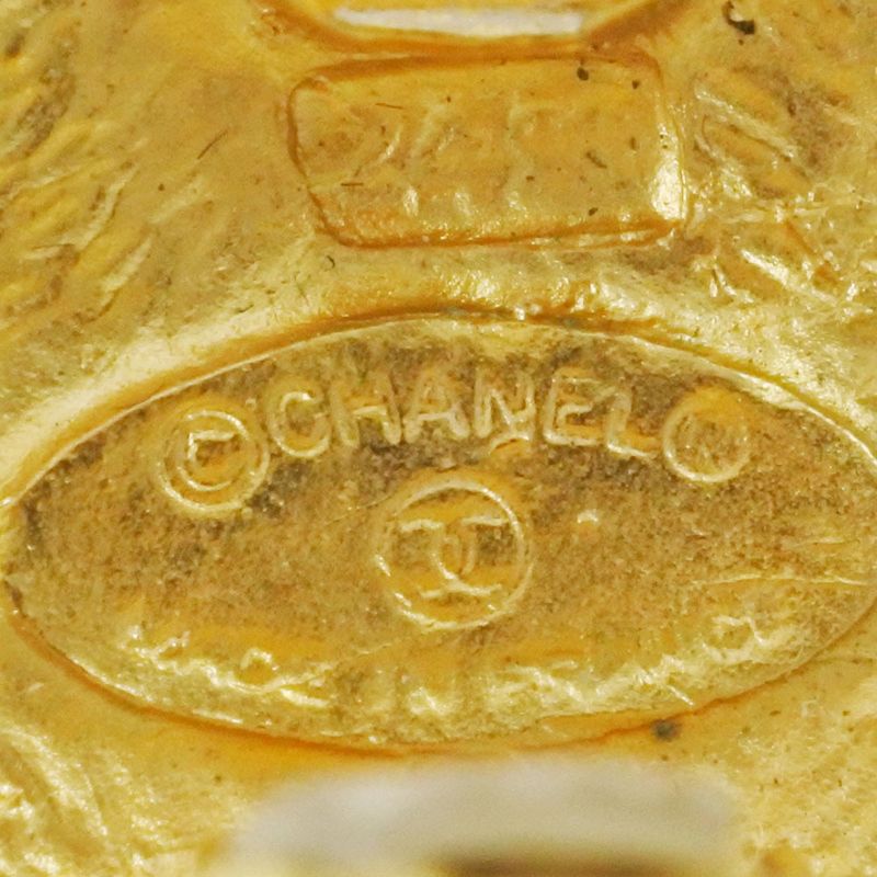 Chanel Coco Mark Rhombus Vintage Gold Plated 30 g Earrings — view 6