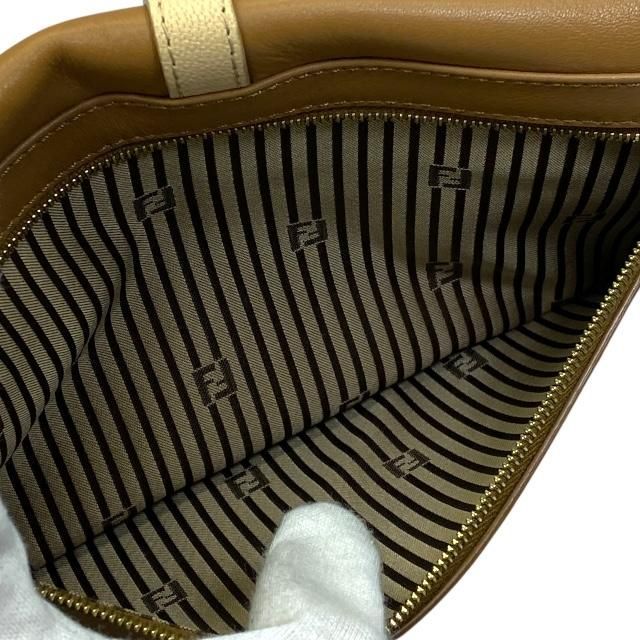 Fendi Chameleon 8 M0284 Clutch Pochette Leather Light Brown Beige — view 9