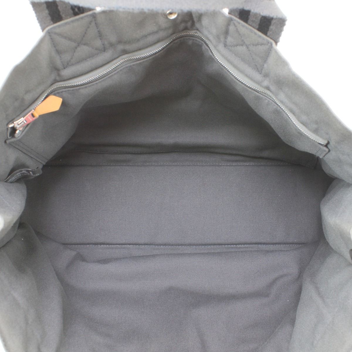 Hermes Fool Toe MM Handbag Gray — view 9