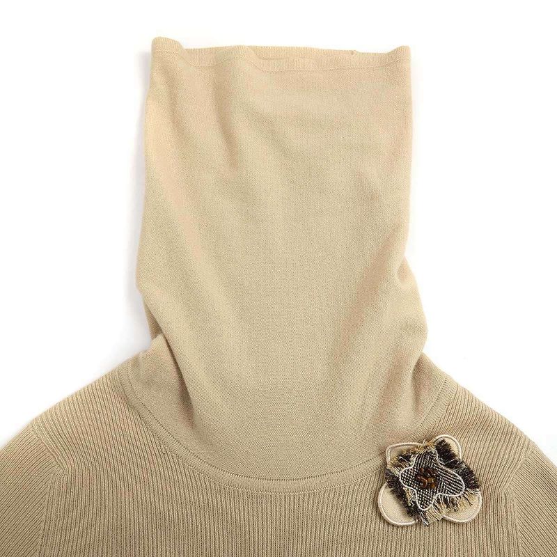 Chanel 2005 AW Camellia Corsage Cashmere Turtleneck Knit Sweater — view 4
