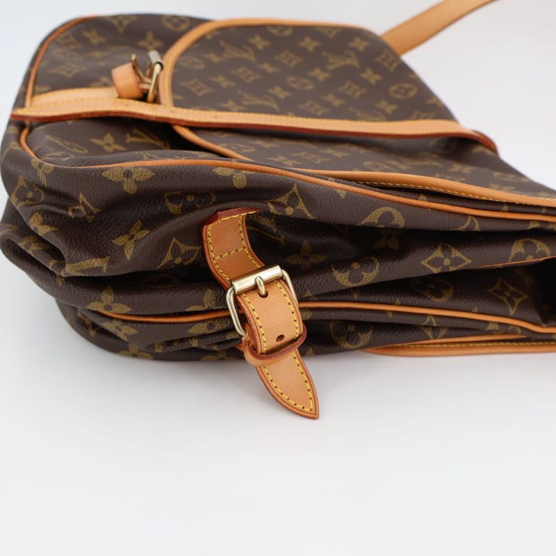 Louis Vuitton Monogram Saumur 35 Crossbody Bag — view 3