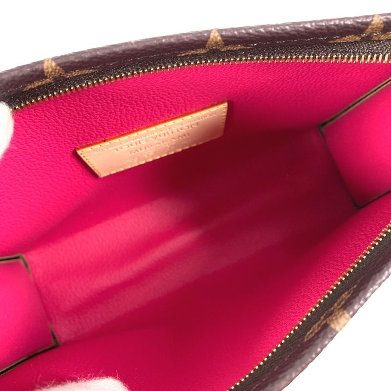 Louis Vuitton Clutch Bag Trio Poche Toilette Monogram Canvas Multicolor — view 5