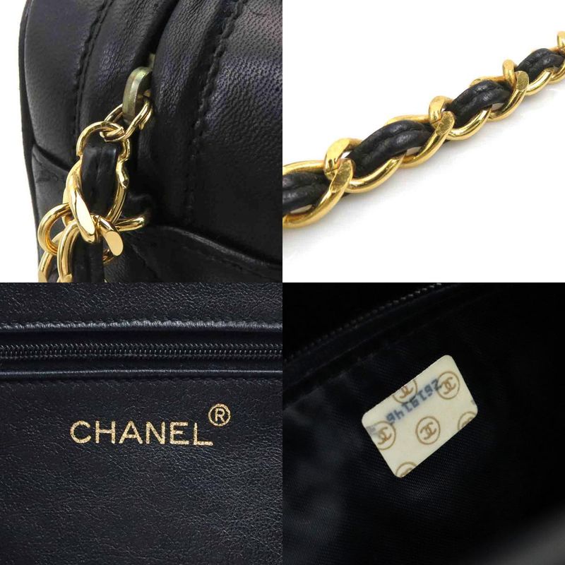 Chanel Shoulder Bag Quilted — view 9