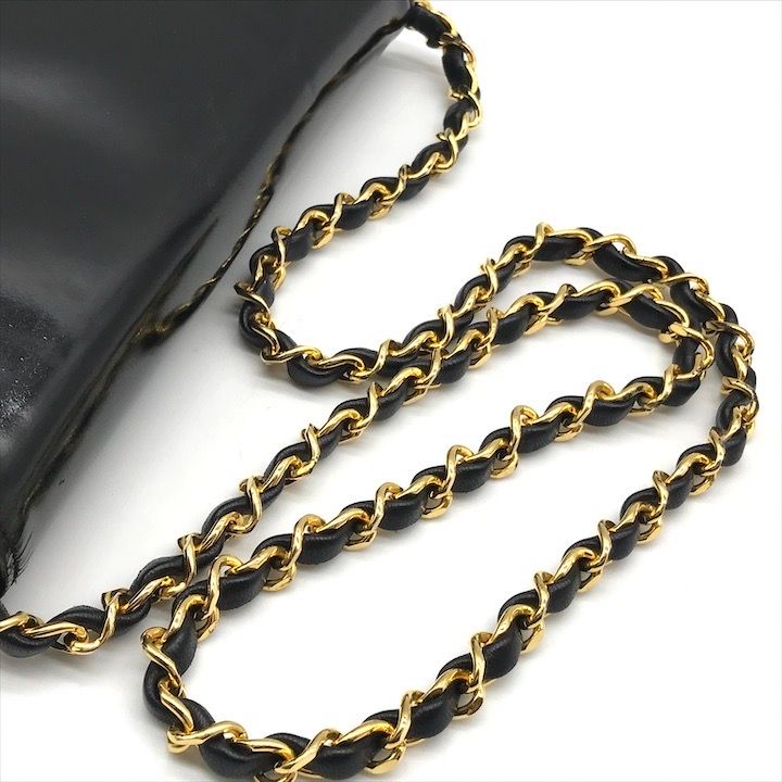 Chanel CC Logo Patent Push Lock Chain Shoulder Bag Black Purse — view 6