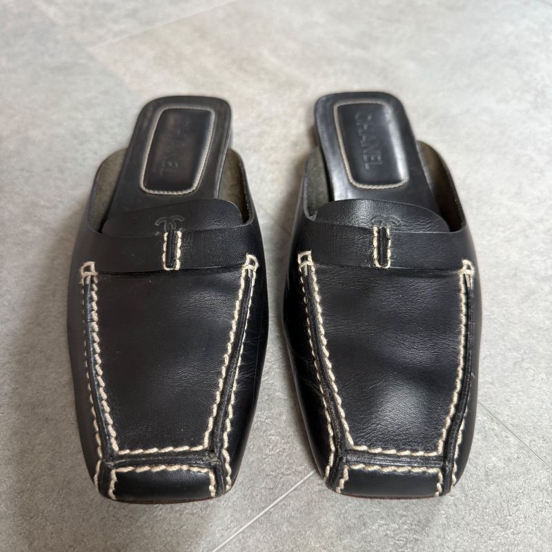 Chanel Coco Mark Leather Stitching Slip-on Sandals Black 34 1 2 — view 6