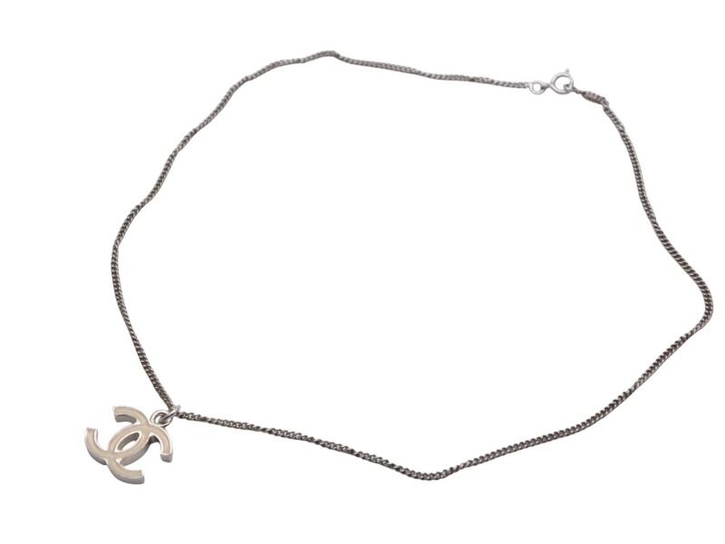 Chanel CC Logo Necklace 07 47 Ivory Silver Metal