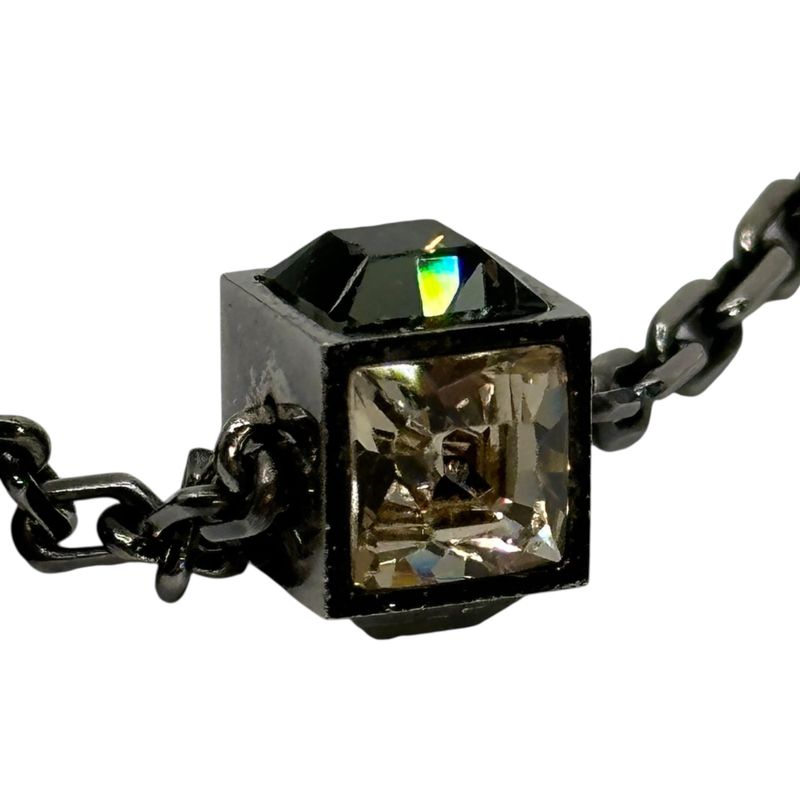 Louis Vuitton Collier Gamble Cube Necklace — view 6