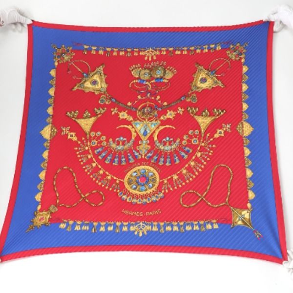 Hermes Pleated Carre Scarf Papules Des Sables Desert Accessories — view 2