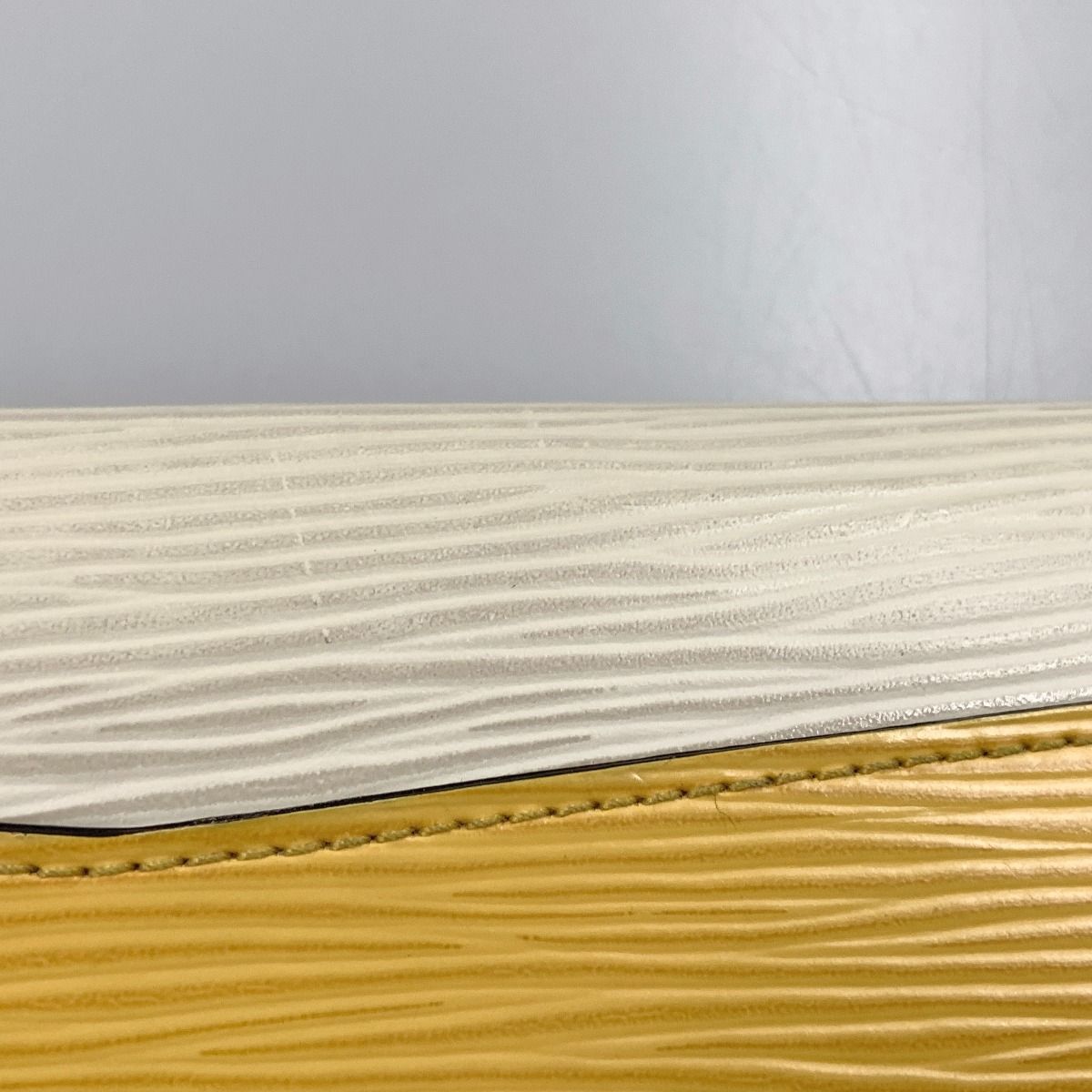 Louis Vuitton Portefeuille Flor Long Wallet White Yellow — view 3