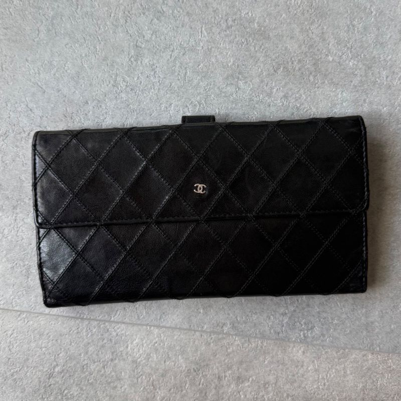 Chanel Bicolore Coco Mark Bifold Long Wallet W Hook Leather Quilted Black — view 5