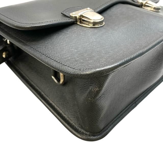 Louis Vuitton Taiga Alexei Shoulder Bag Crossbody Leather Black — view 3
