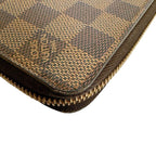 Louis Vuitton Damier Long Wallet Zippy — view 5