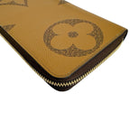 Louis Vuitton Monogram Giant Long Wallet Zippy — view 4