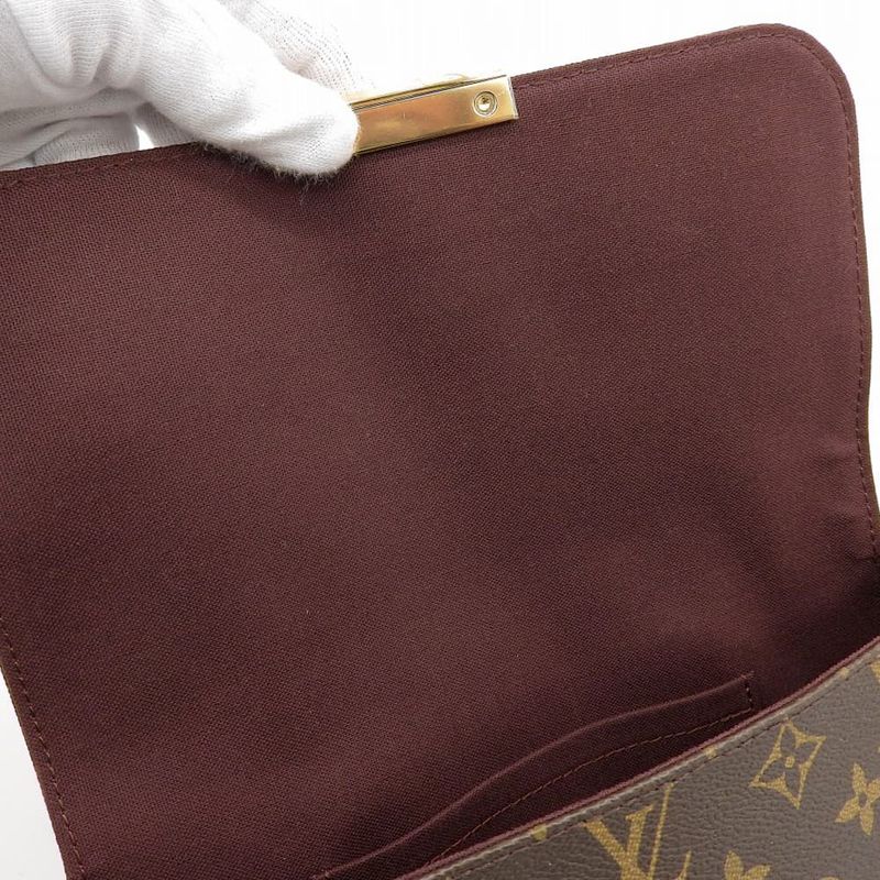 Louis Vuitton Monogram Favorite PM Shoulder Bag — view 7