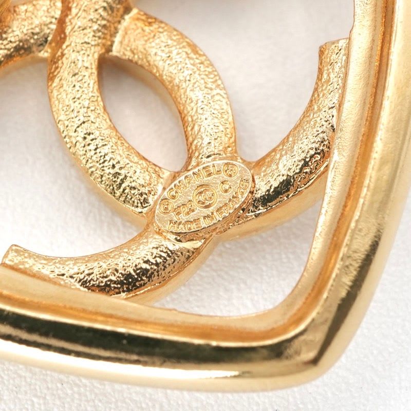 Chanel Brooch Corsage Gold Heart Rhinestone — view 7