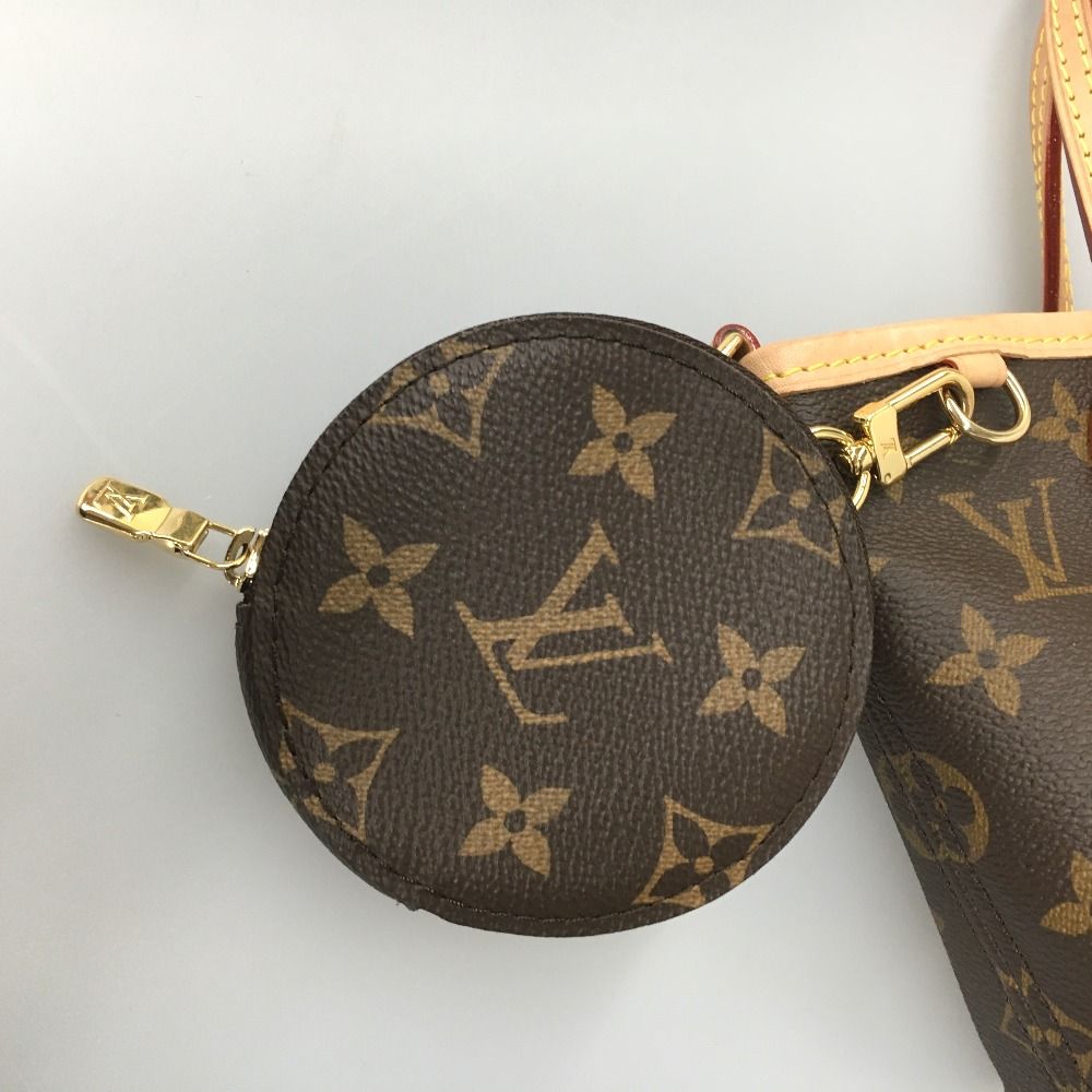 Louis Vuitton Shoulder Bag — view 6