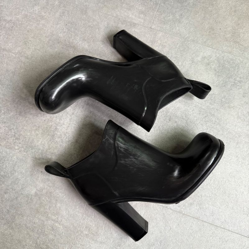 Bottega Veneta Rain Short Boots 38 25 cm Black Storage Bag Rubber — view 4