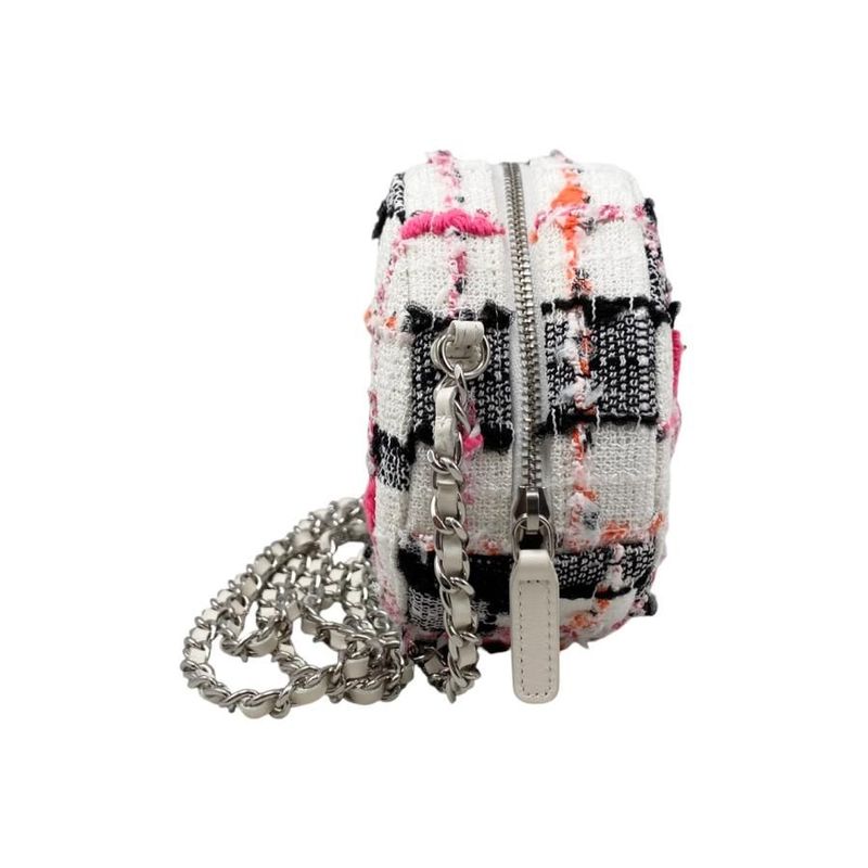 Chanel Shoulder Bag Round Mini Classic Chain Ap0245 Quilted Tweed — view 4