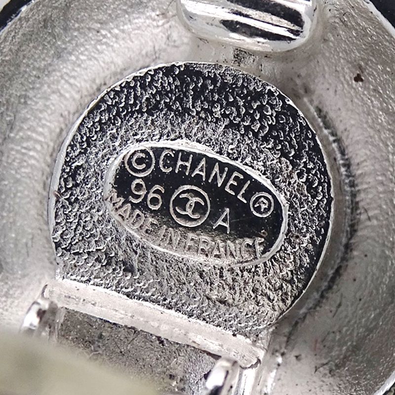 Chanel Coco Mark Metal GP Silver Gold Round Vintage — view 7