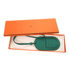 Hermes In The Loop Togo PM Vaux Epson Vert Jade Engraved D Green 0282 — view 2
