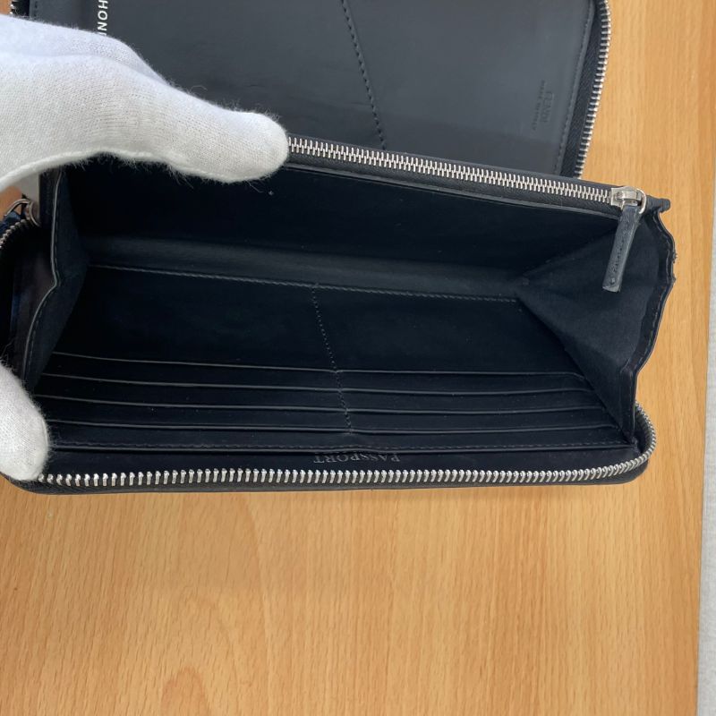 Fendi Travel Wallet Round Zipper Long — view 8