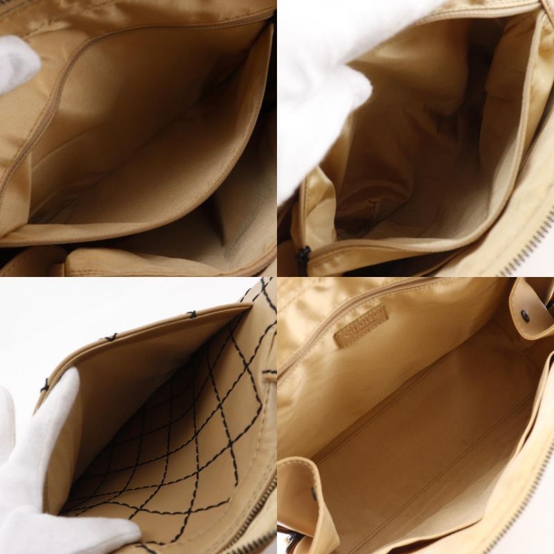 Chanel Wild Stitch Calf Beige Tote Bag — view 7