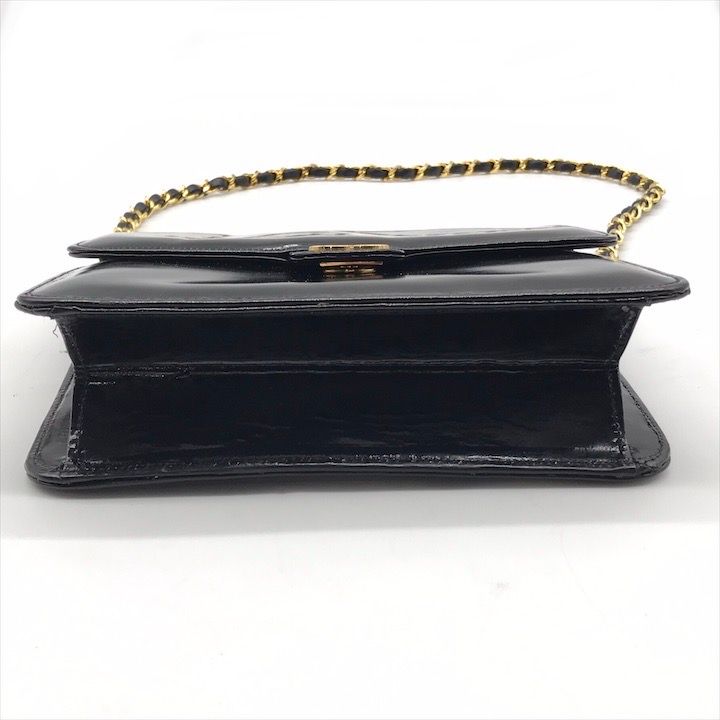Chanel CC Logo Patent Push Lock Chain Shoulder Bag Black Purse — view 3