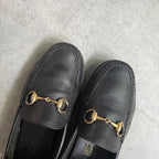 Gucci Horsebit Loafer Driving Shoes Black Gold 41 1 2 M Leather — view 3