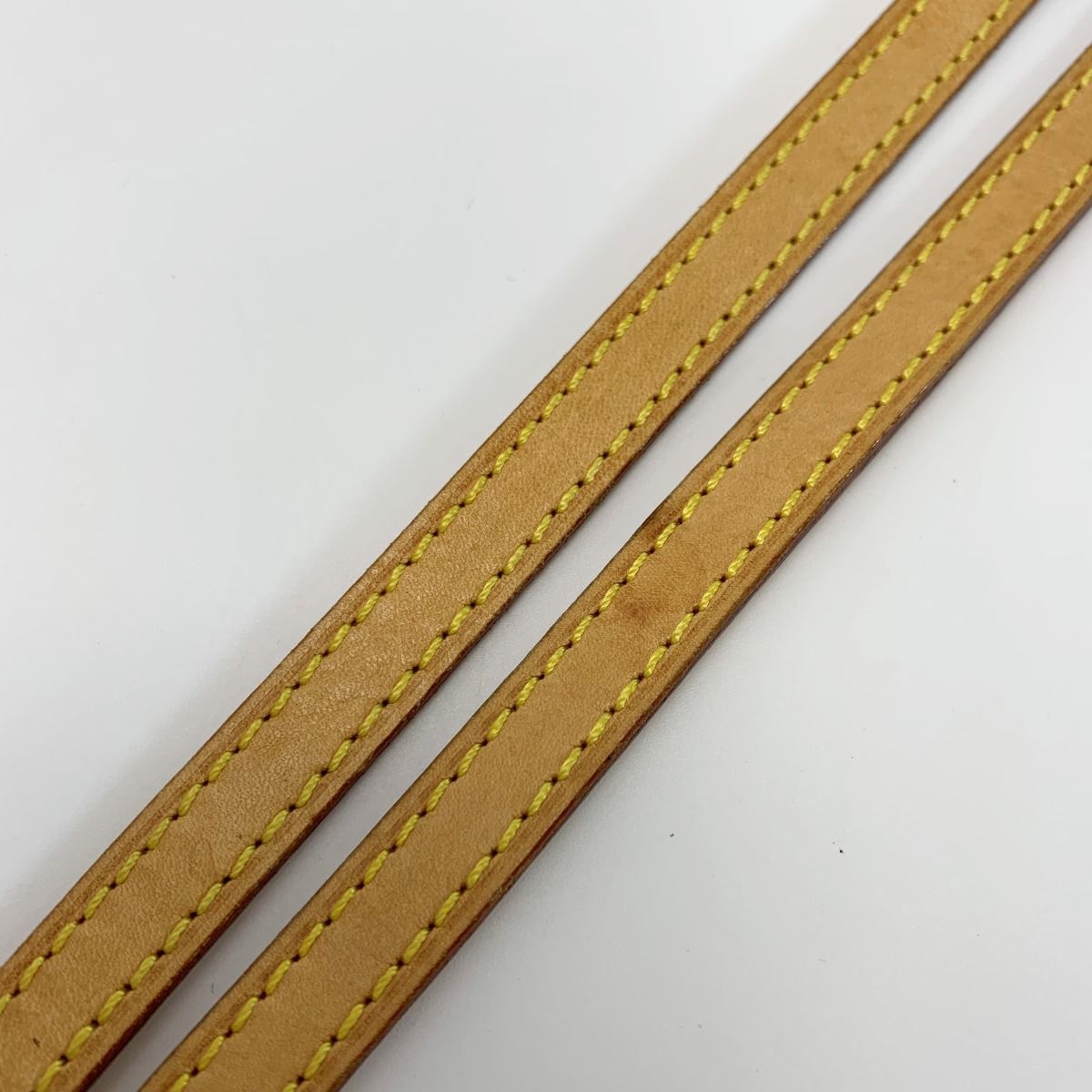 Louis Vuitton Leather Beige 115 cm Shoulder Strap Bag — view 7