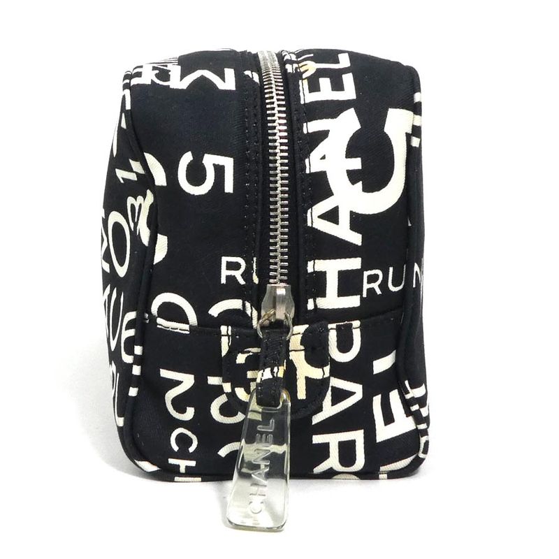 Chanel Pouch Vichy — view 2
