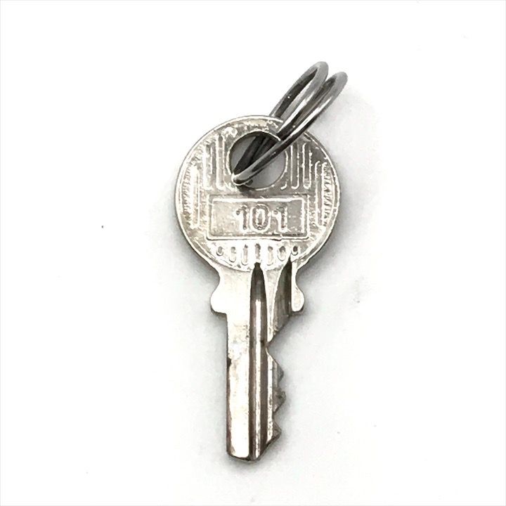 Hermes Cadena Key Padlock Silver Bag Charm — view 4