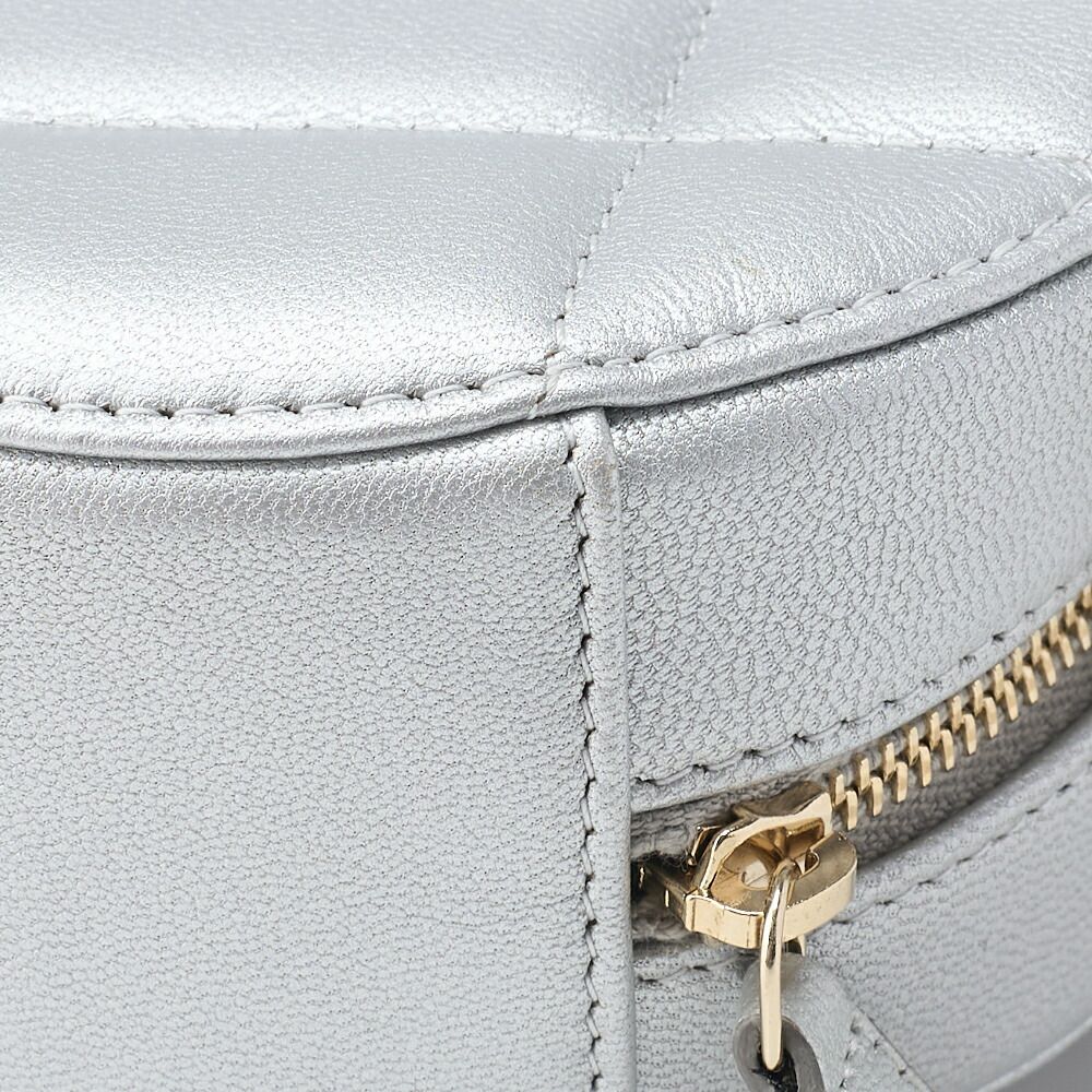 Chanel Tote 19 Quilted Chain Shoulder Lambskin Silver — view 7
