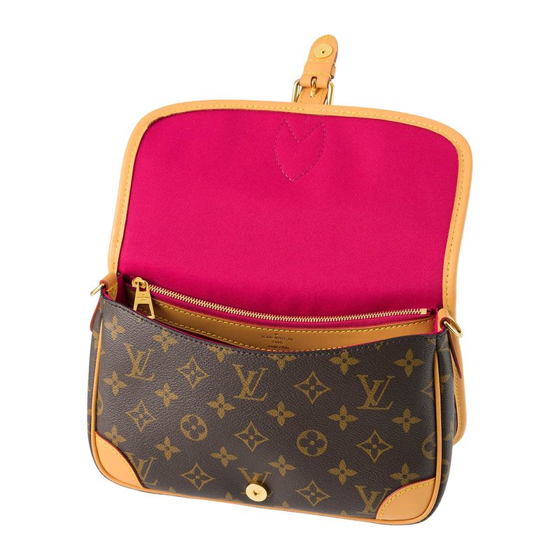 Louis Vuitton Handbag Deanne Brown Fuchsia — view 4