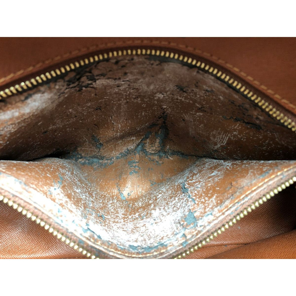 Louis Vuitton Shoulder Bag Monogram Boulogne 30 Inner Pocket Damaged — view 9