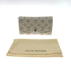 Louis Vuitton Mahina Hina Portefeuille Iris Bifold Long Wallet — view 9