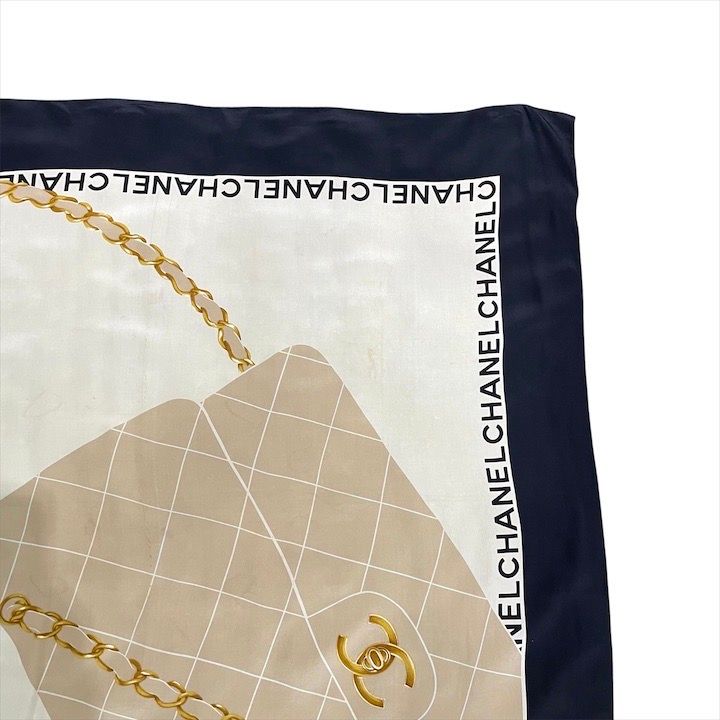 Chanel CC Logo Quilted Scarf Silk Black Beige Large — view 3
