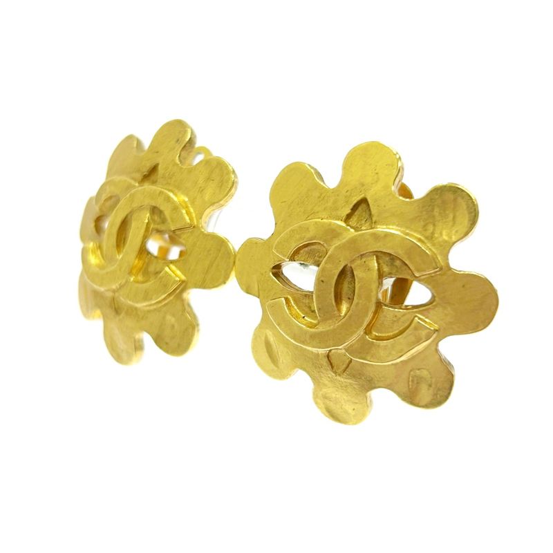 Chanel GP 94 P Coco Mark Earrings Gold — view 3