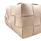Bottega Veneta Shoulder Bag Small Cassette Bucket Lambskin Pink — view 6