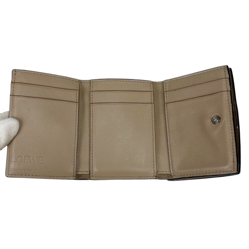 Loewe Trifold Wallet Vertical Sand Glaze Compact — view 5