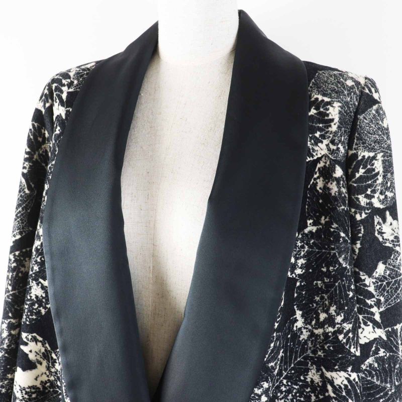 Chanel Cotton Partially Lined Silk Coco Mark Buttons Total Pattern Shawl — view 2